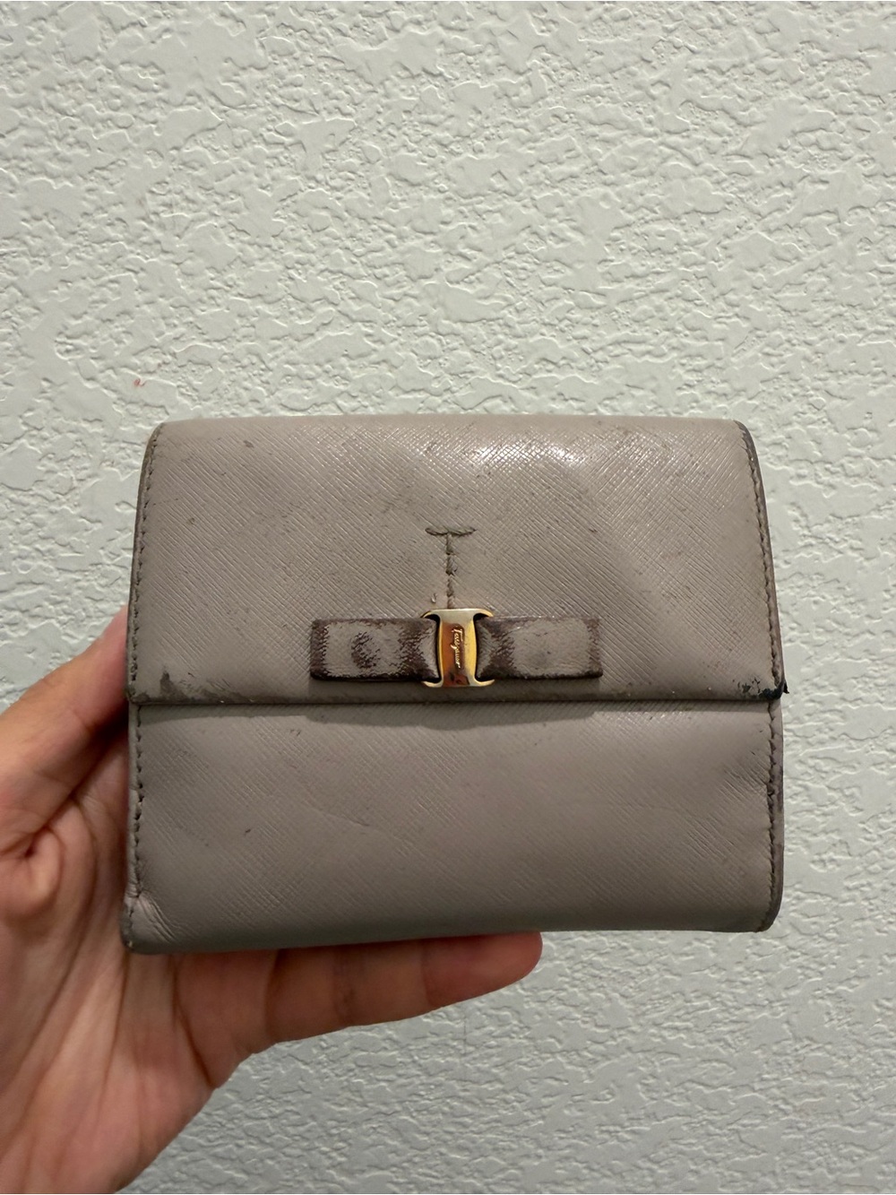 Salvatore Ferragamo Small Wallet in Light Gray with Gold Bow